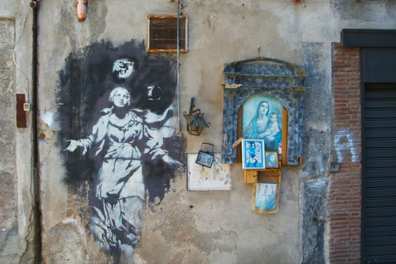 Street-Art-a-Napoli-l’unica-opera-italiana-di-Banksy.-Scoprire-Napoli